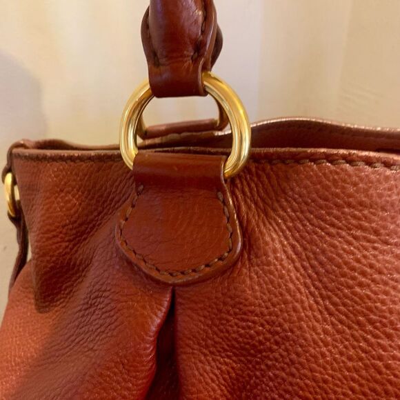 Miu Miu Large Bordeaux Pebbled Tote Bag - Picture 6 of 13